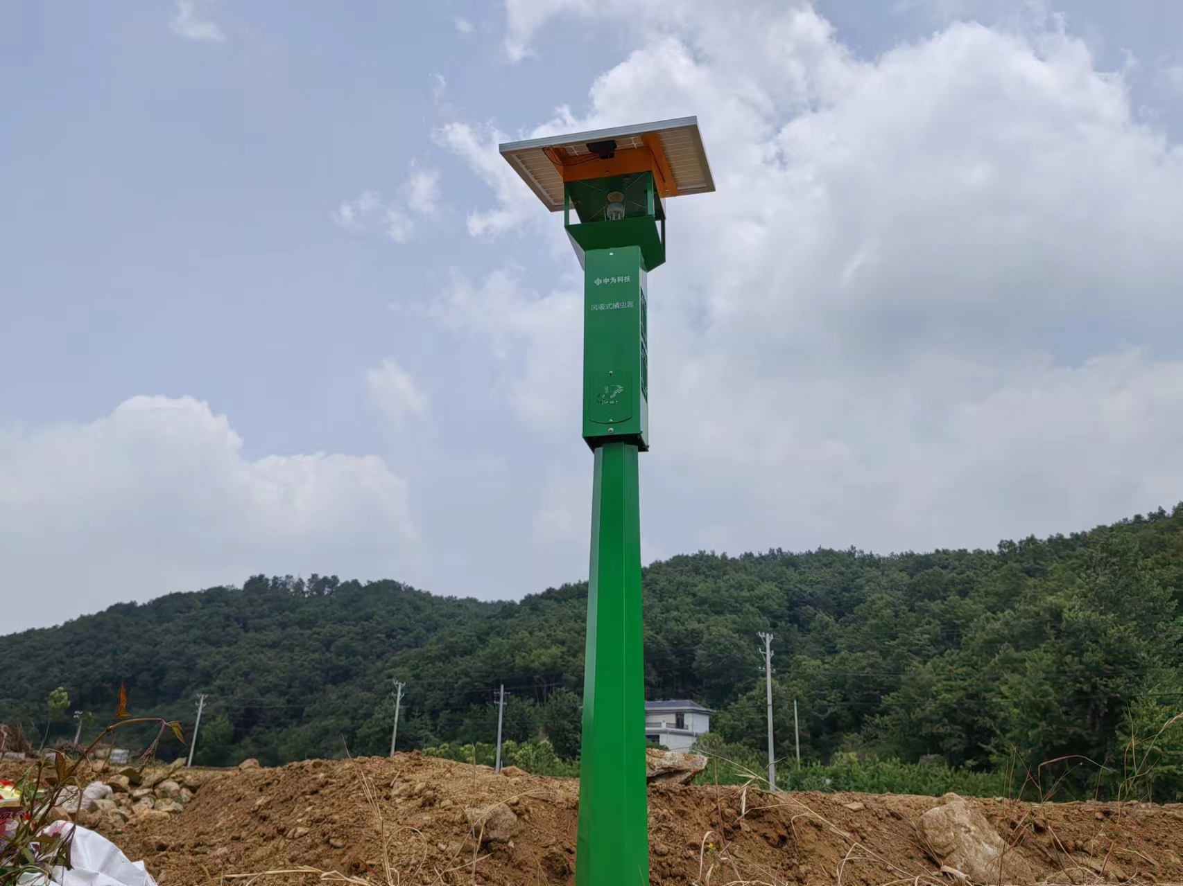 太陽能殺蟲燈，蔬菜大棚種植的好幫手